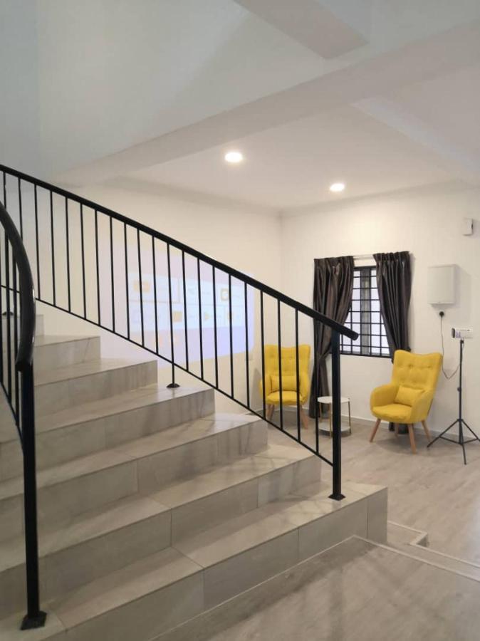 Ipoh Family Villa-Spacious Stay For 21 Or 42Pax Esterno foto