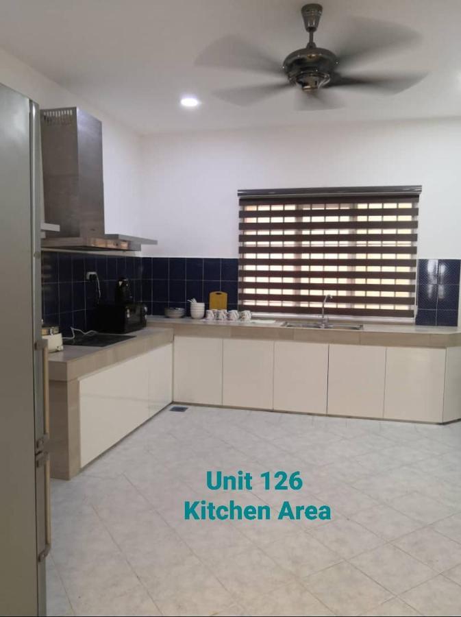 Ipoh Family Villa-Spacious Stay For 21 Or 42Pax Esterno foto