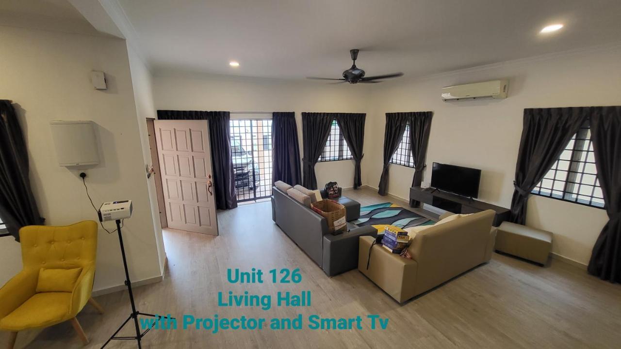 Ipoh Family Villa-Spacious Stay For 21 Or 42Pax Esterno foto