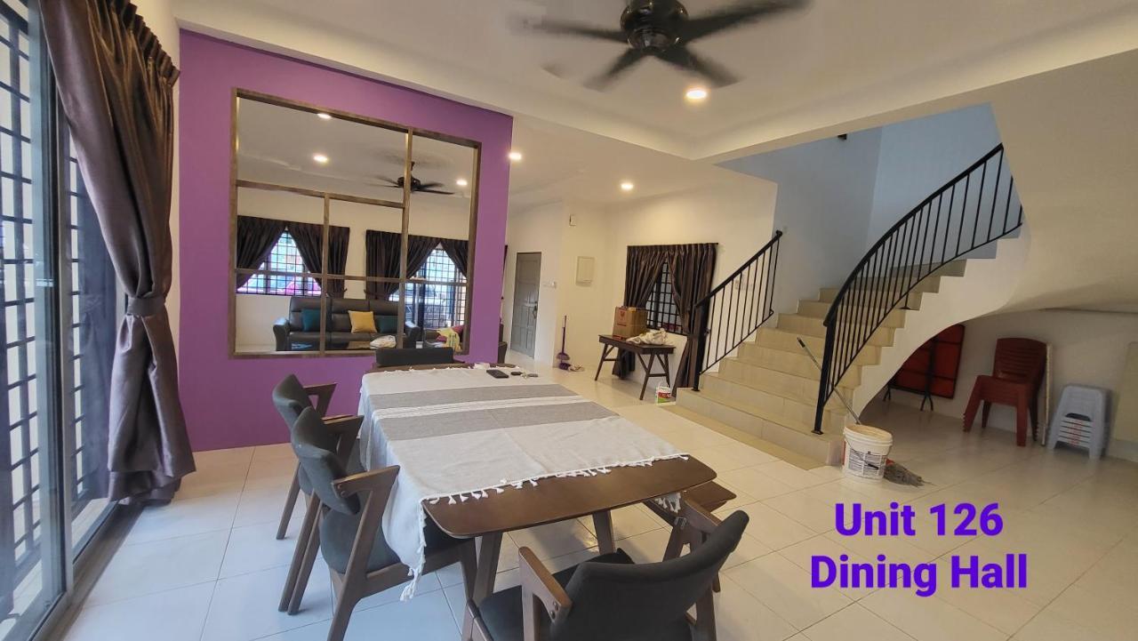 Ipoh Family Villa-Spacious Stay For 21 Or 42Pax Esterno foto