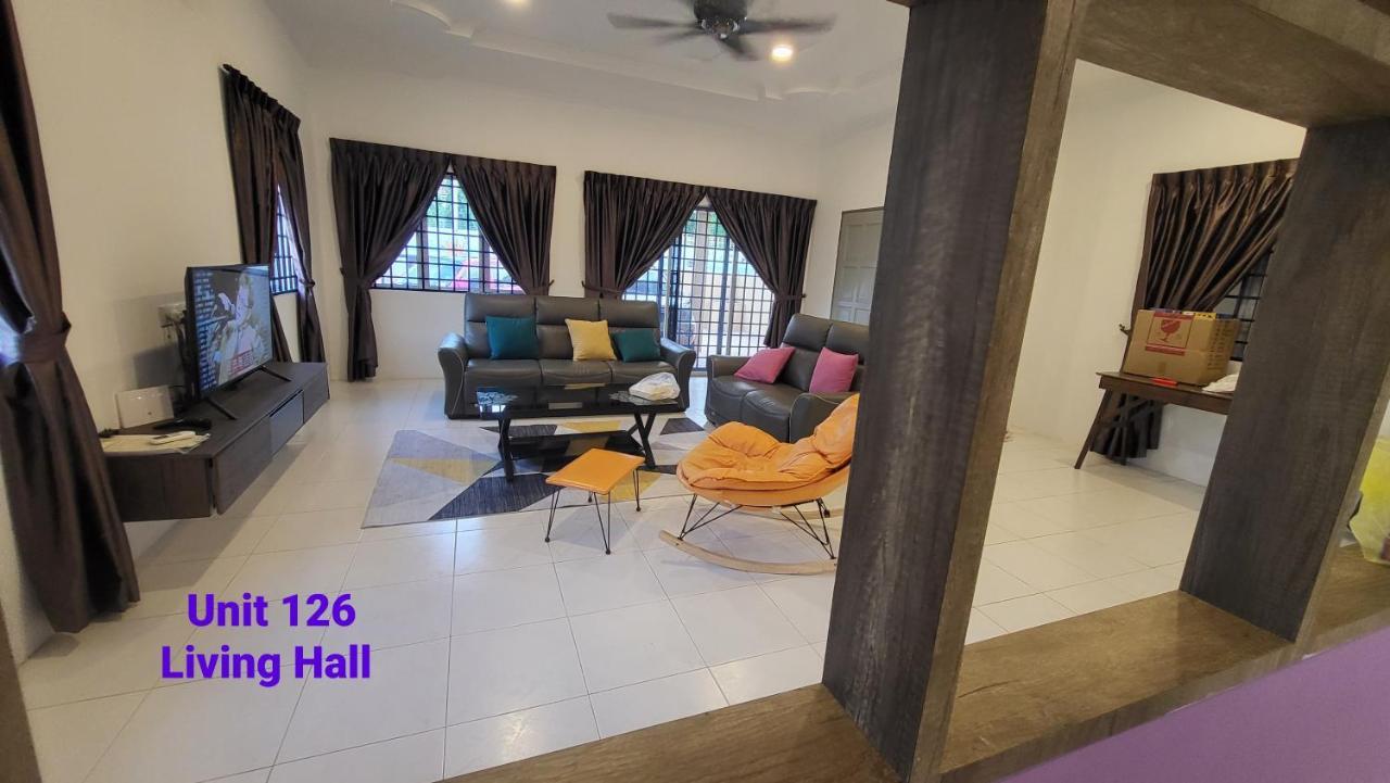 Ipoh Family Villa-Spacious Stay For 21 Or 42Pax Esterno foto