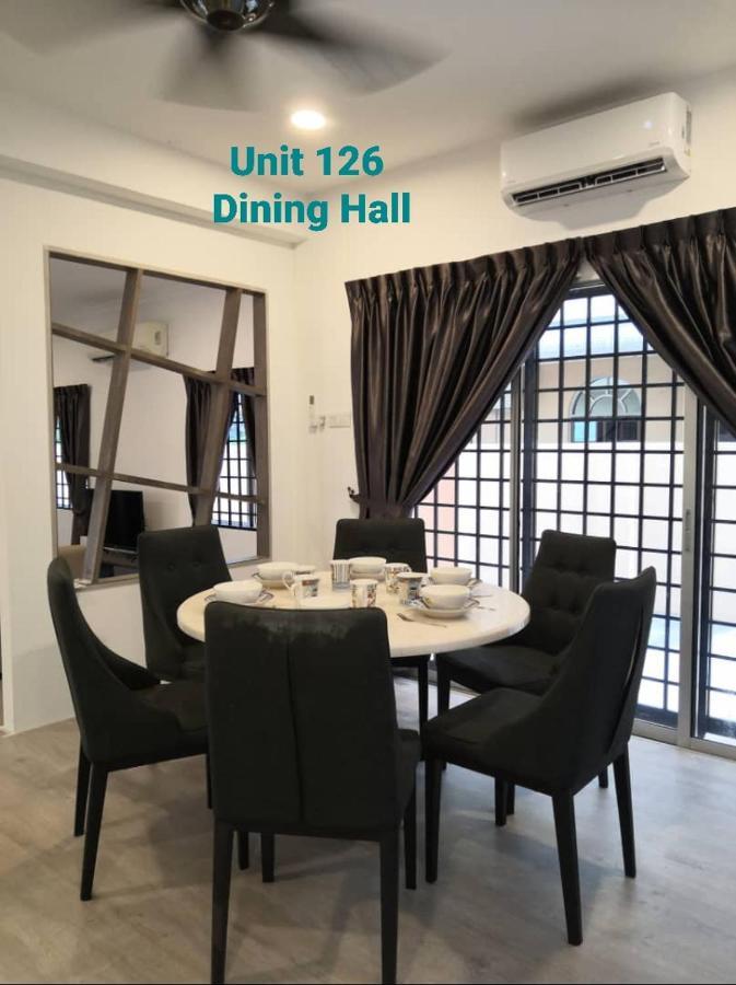 Ipoh Family Villa-Spacious Stay For 21 Or 42Pax Esterno foto