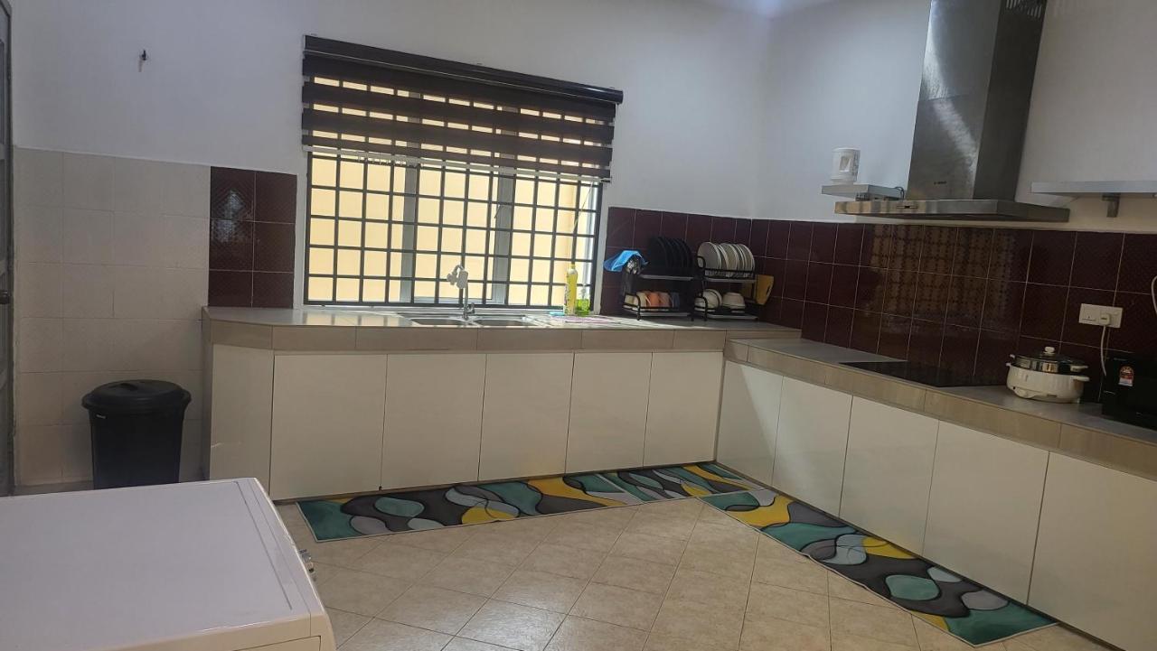Ipoh Family Villa-Spacious Stay For 21 Or 42Pax Esterno foto
