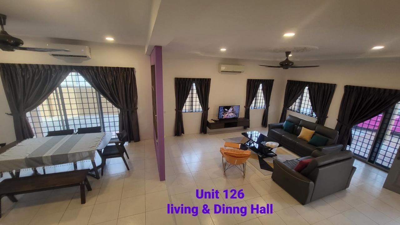 Ipoh Family Villa-Spacious Stay For 21 Or 42Pax Esterno foto